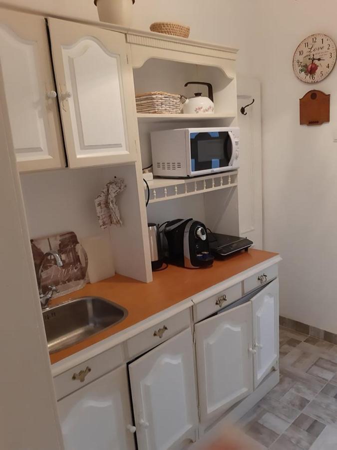 Edina Vintage Vendeghaz Apartment Mosonmagyaróvár Екстериор снимка