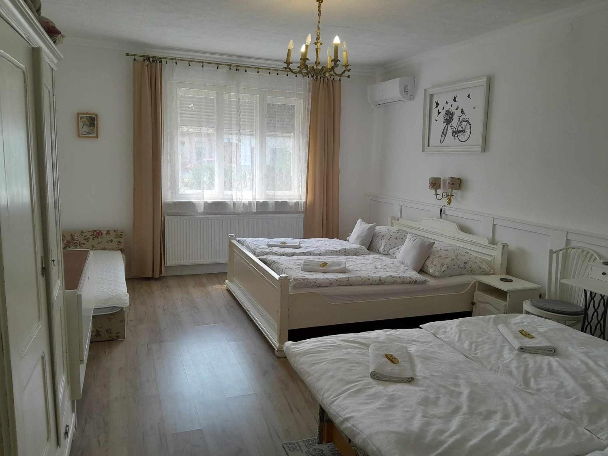 Edina Vintage Vendeghaz Apartment Mosonmagyaróvár Екстериор снимка