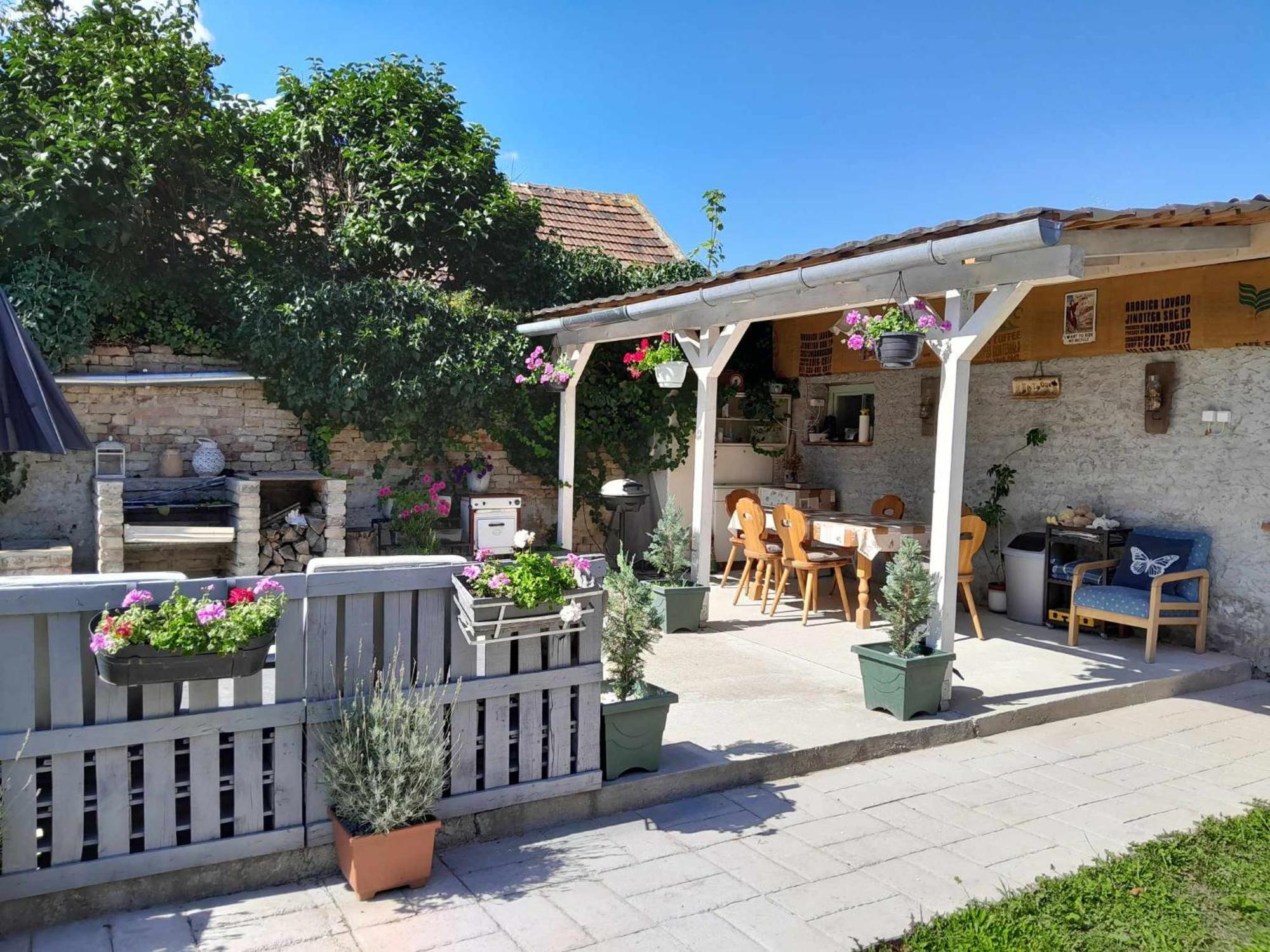 Edina Vintage Vendeghaz Apartment Mosonmagyaróvár Екстериор снимка